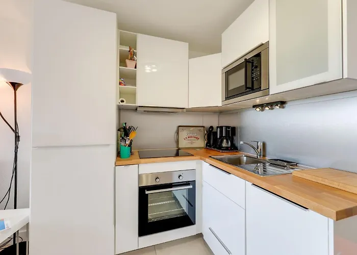 Apartment Les Coteaux De La Nartelle-25 By Interhome *